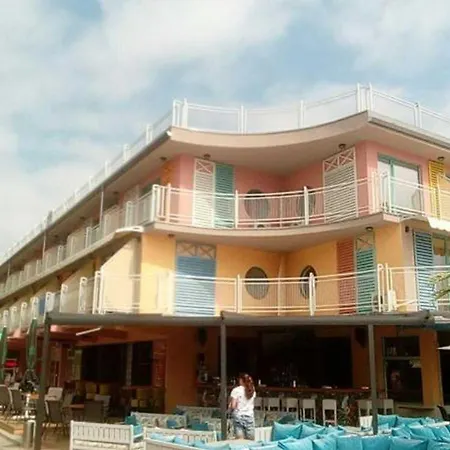 Szálloda Largo