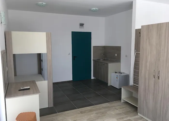 Szálloda Largo Napospart