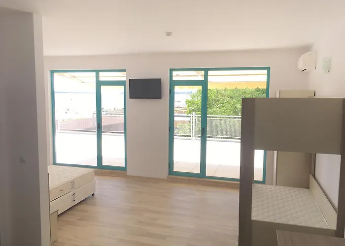 Szálloda Largo Napospart