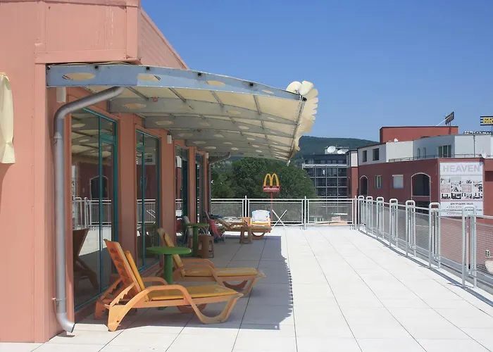 Largo Солнечный берег